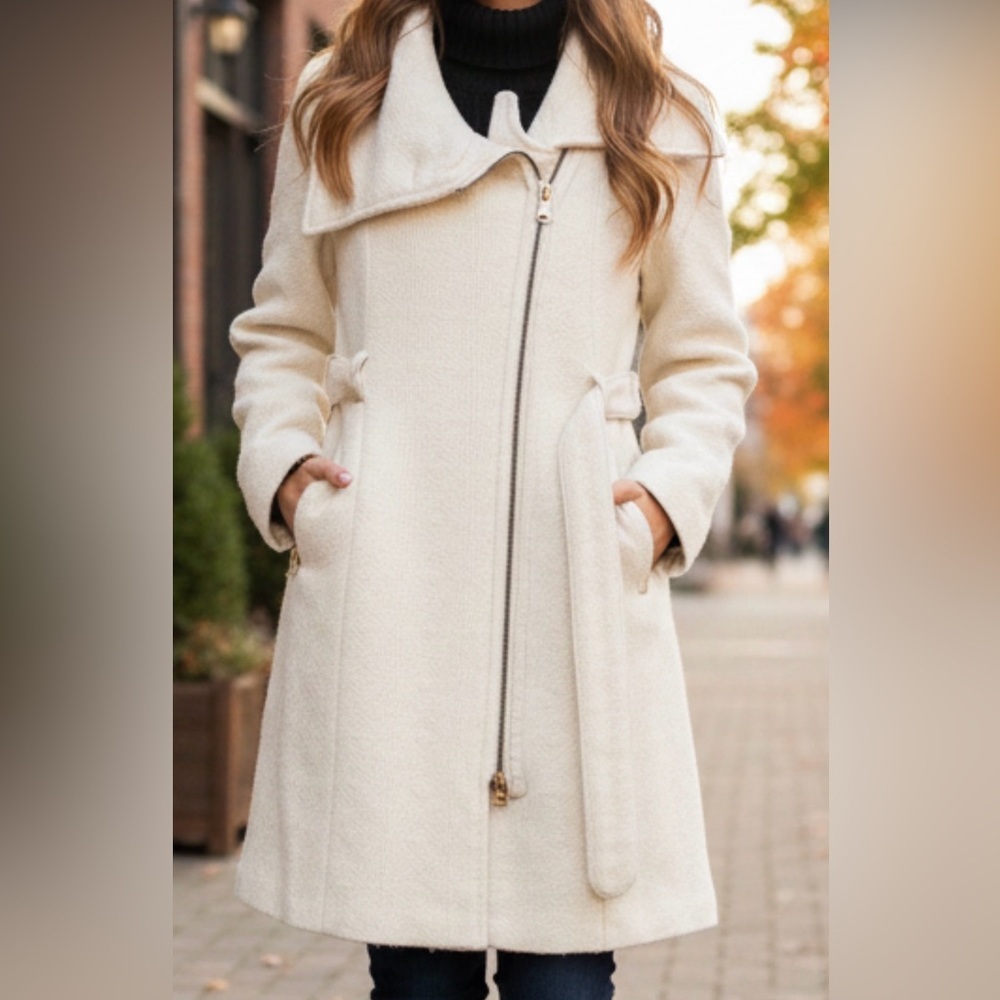 Marciano Cream Trench Coat for Women Size S/P